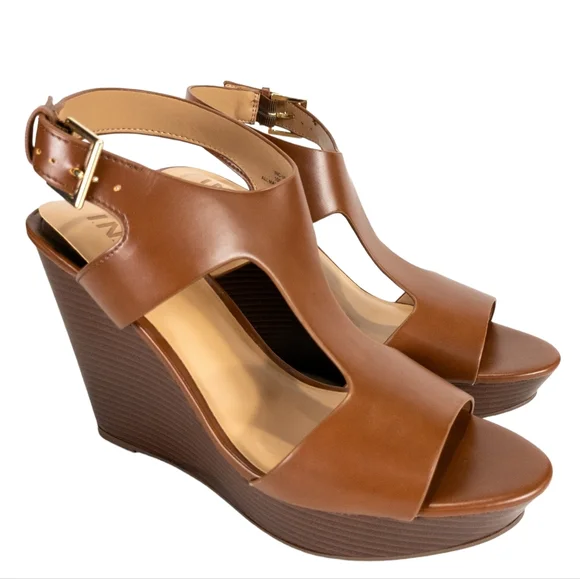 INC International Concepts Valleri Wedge Sandals Cognac -11 - Picture 2 of 4